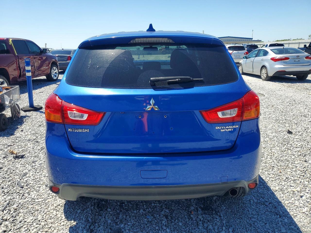 2017 Mitsubishi Outlander Sport - Image 6