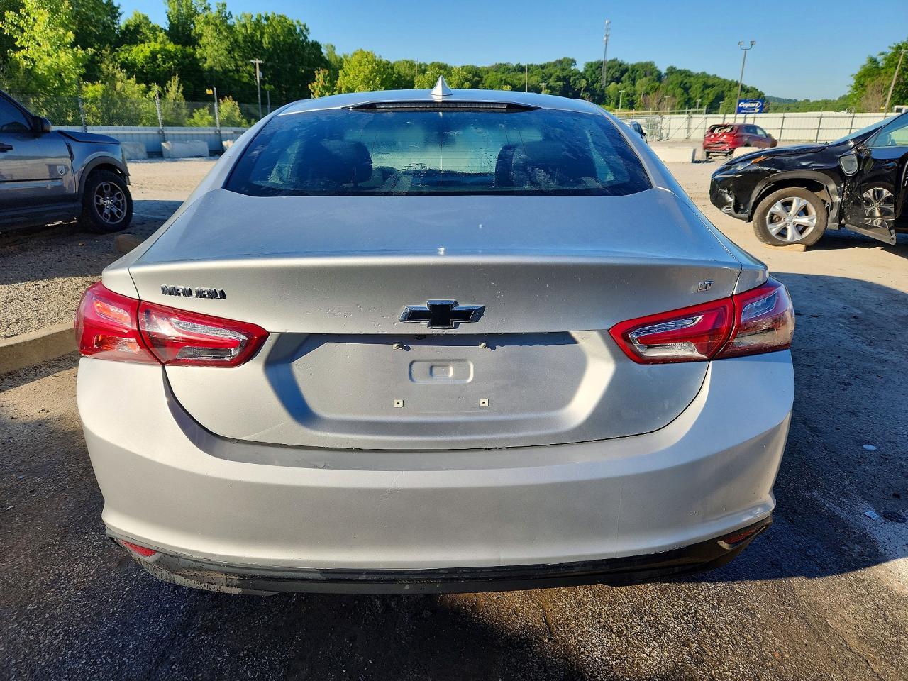 2022 Chevrolet Malibu Lt - Фото 6