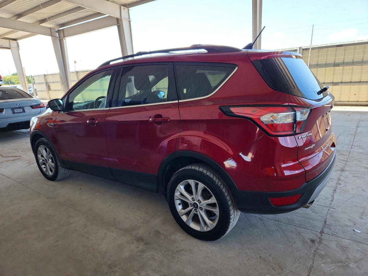 2018 Ford Escape Se - Фото 2