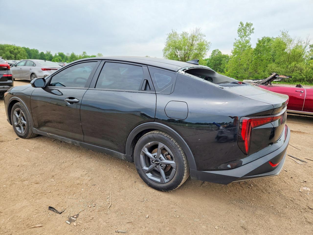 2025 Kia K4 Lxs - Image 2