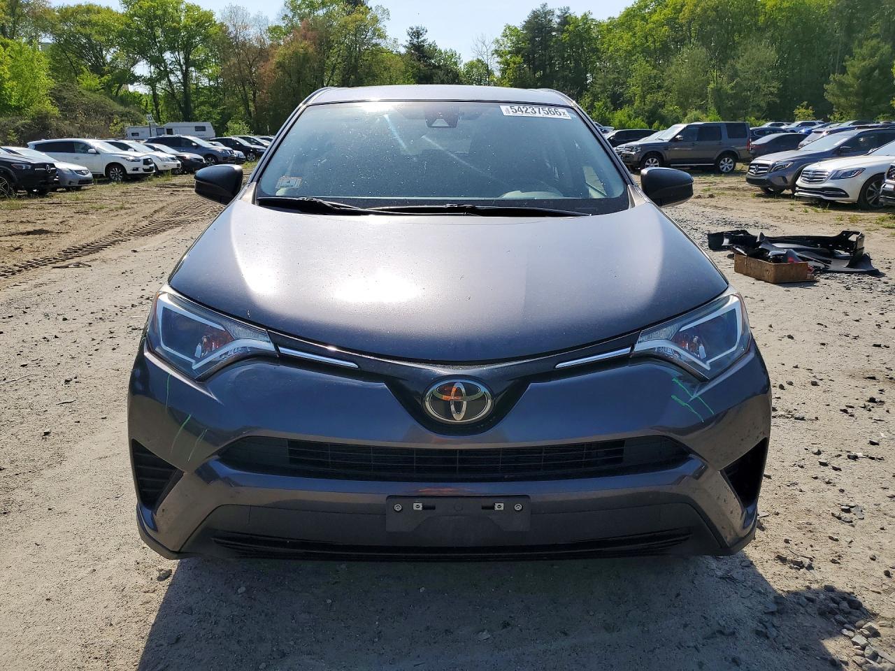 2018 Toyota Rav4 Le - Image 5