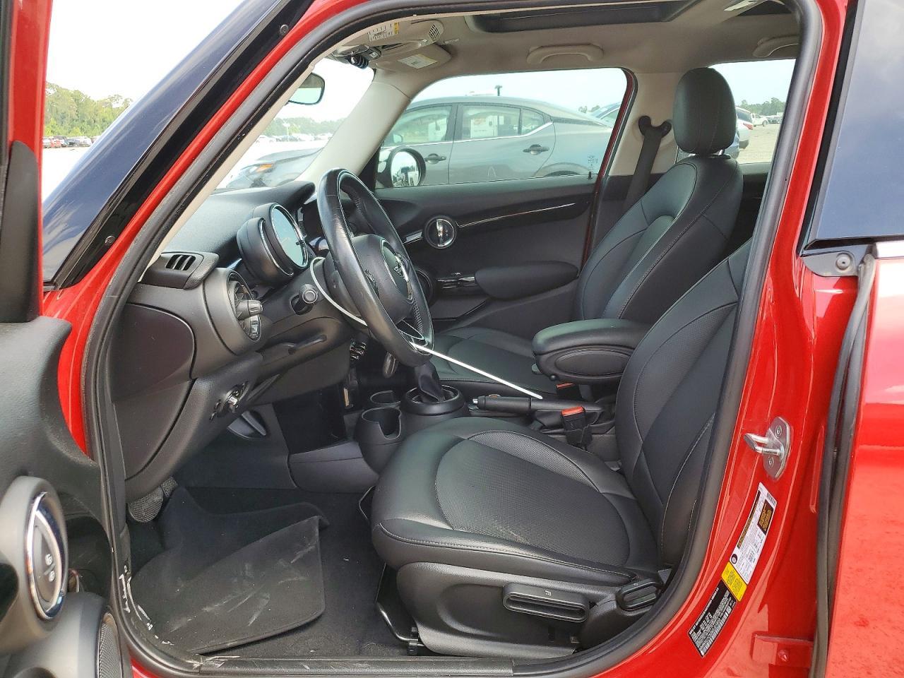 2019 Mini Cooper - Image 7