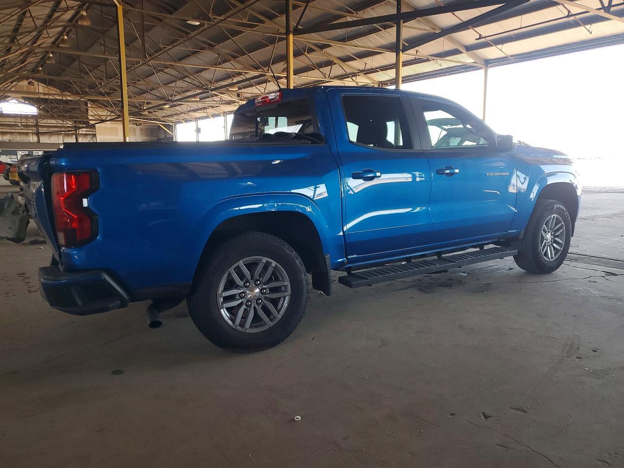2024 Chevrolet Colorado Lt - Фото 3