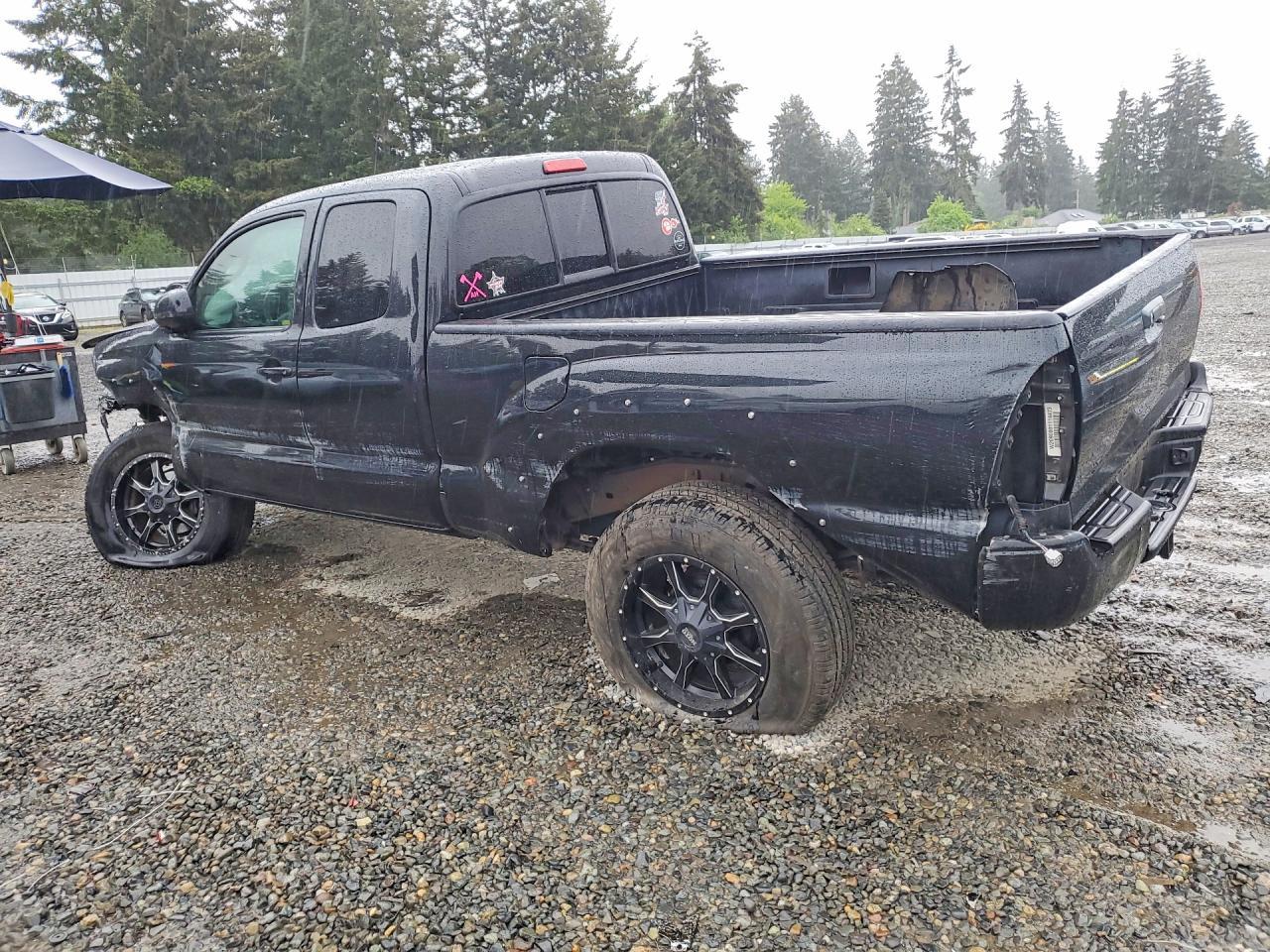 2008 Toyota Tacoma Prerunner Access Cab - Image 2