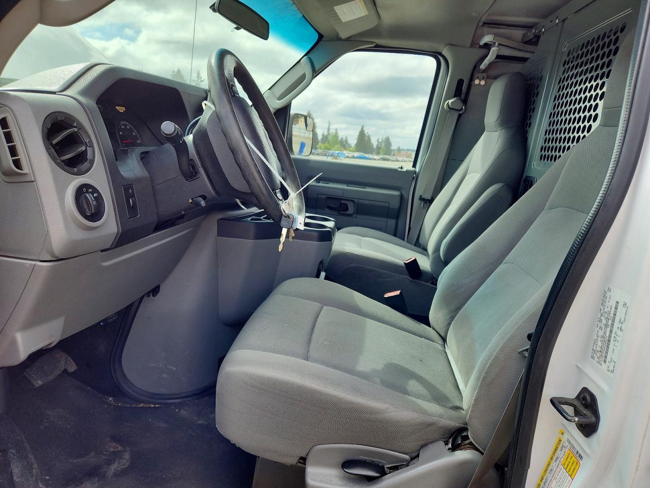 2012 Ford Econoline E150 Van - Image 7