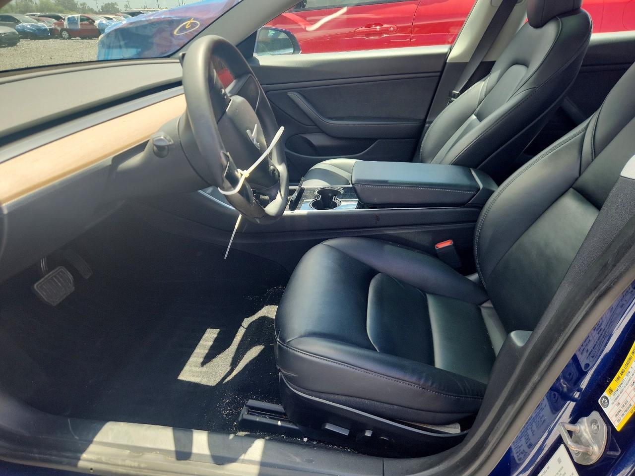 2020 Tesla Model 3 - Фото 7
