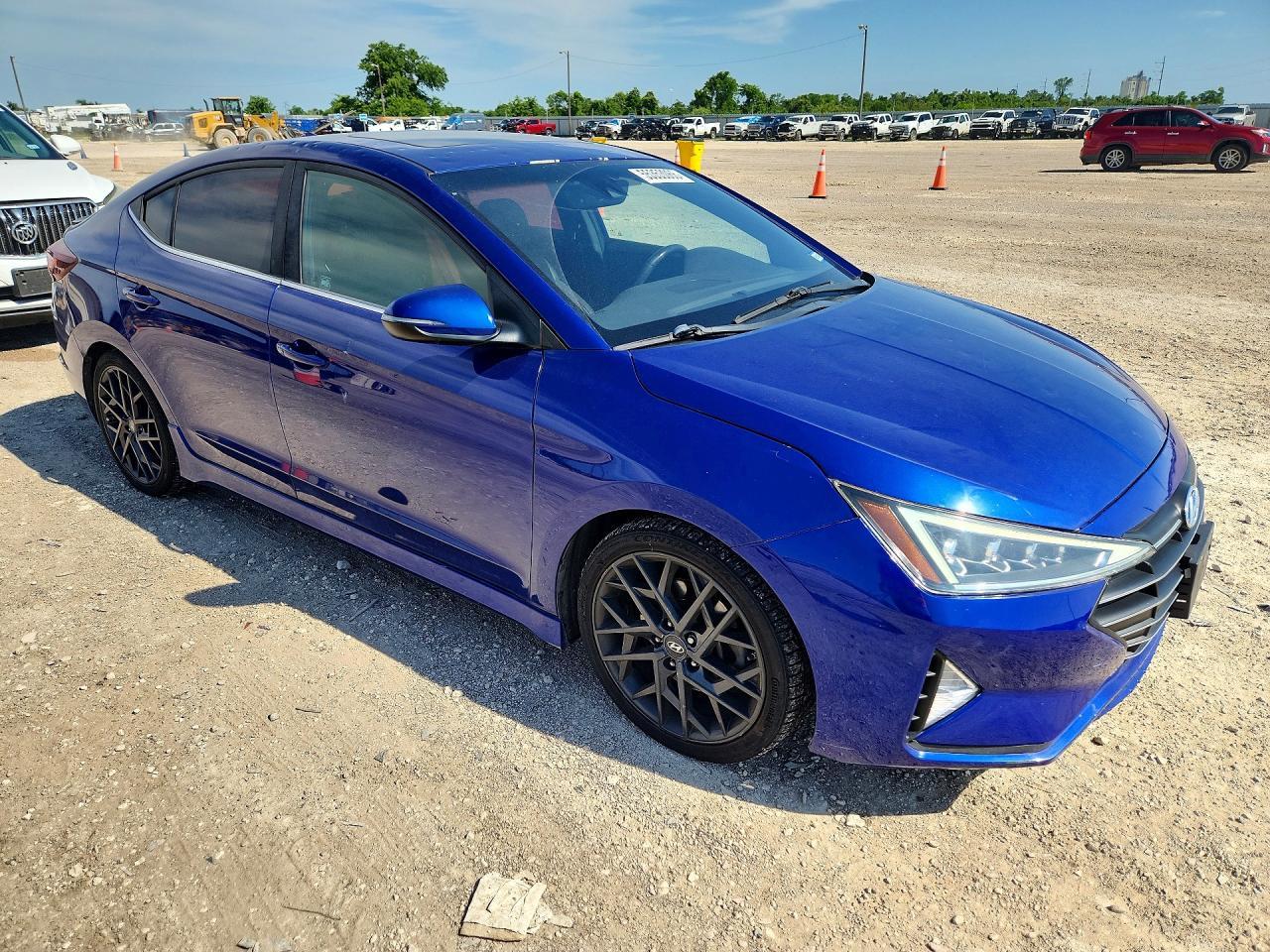 2019 Hyundai Elantra Sport - Фото 4