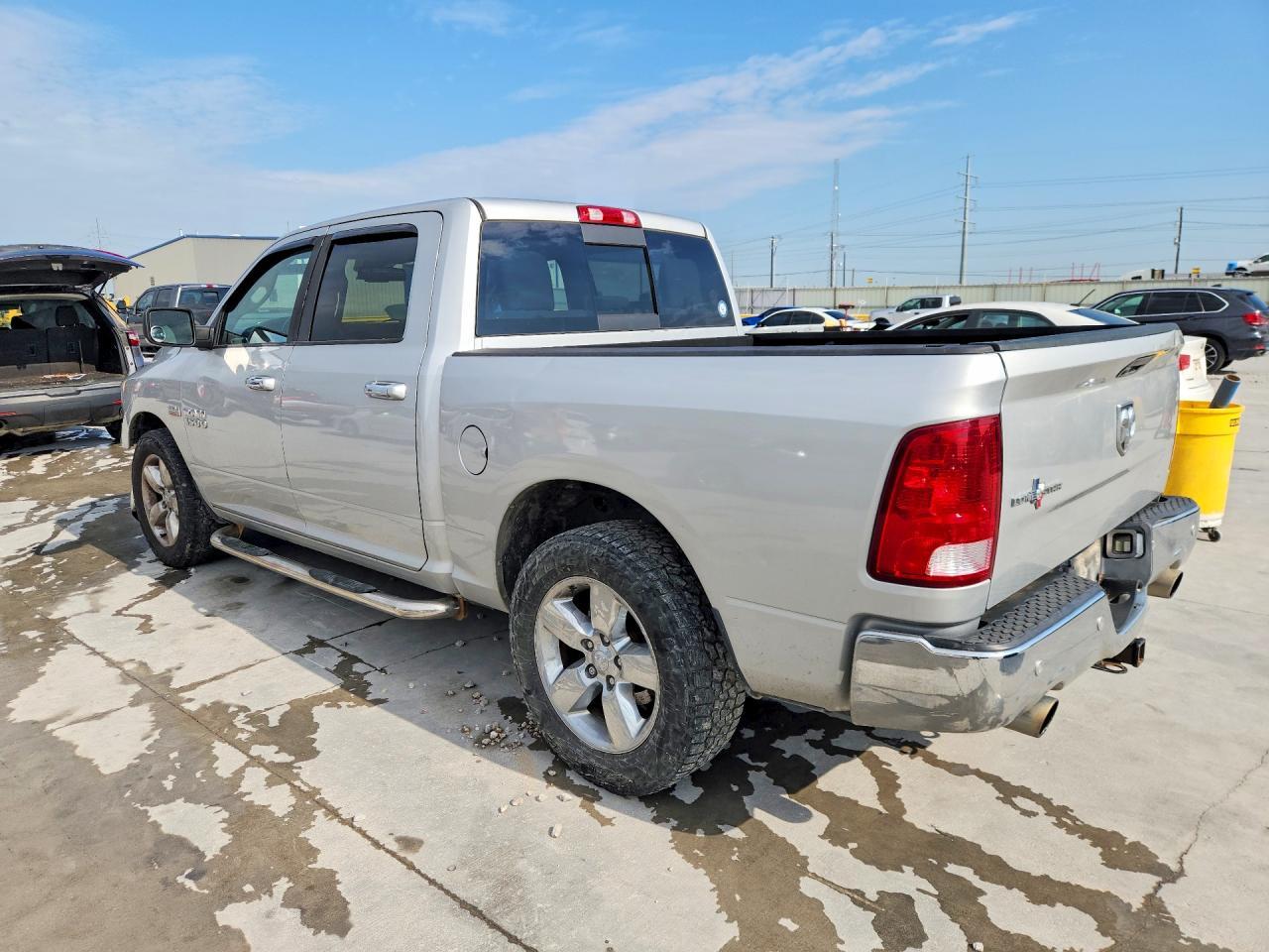 2016 Ram 1500 Slt - Image 2
