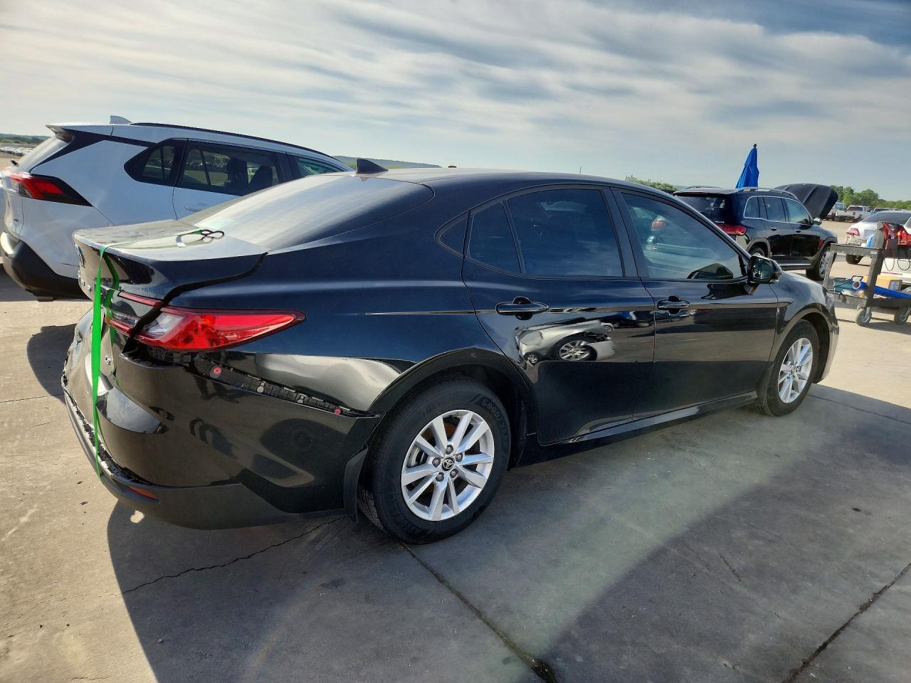 2025 Toyota Camry Le - Image 3