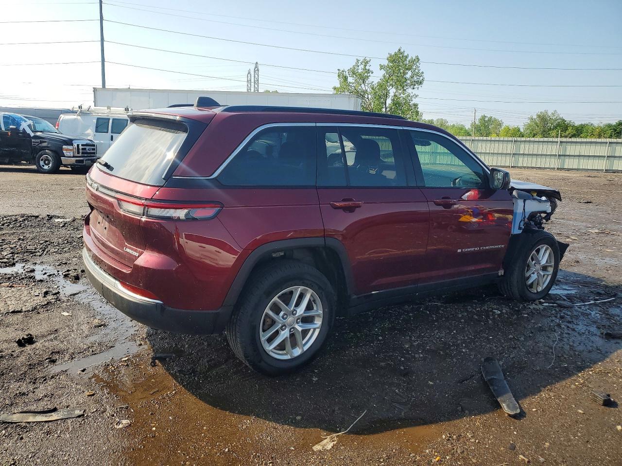 2024 Jeep Grand Cherokee Laredo - Фото 3