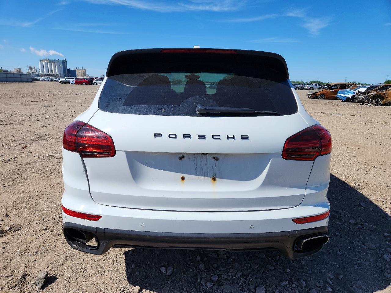 2016 Porsche Cayenne - Image 6