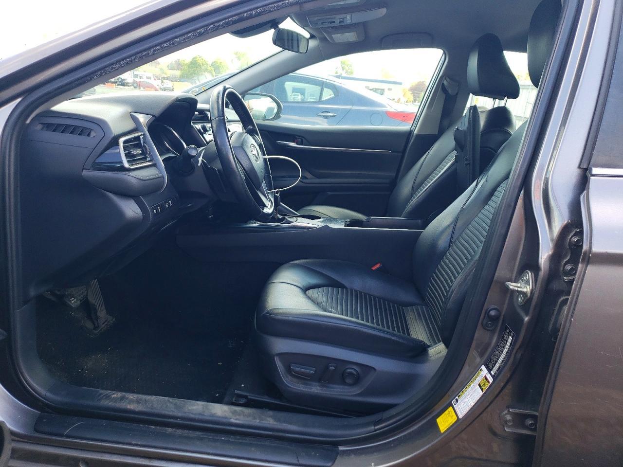 2020 Toyota Camry Se - Image 7