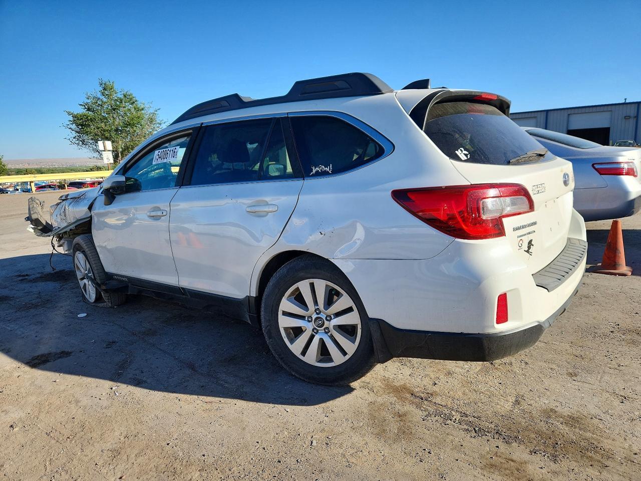 2017 Subaru Outback 2.5I Premium - Фото 2