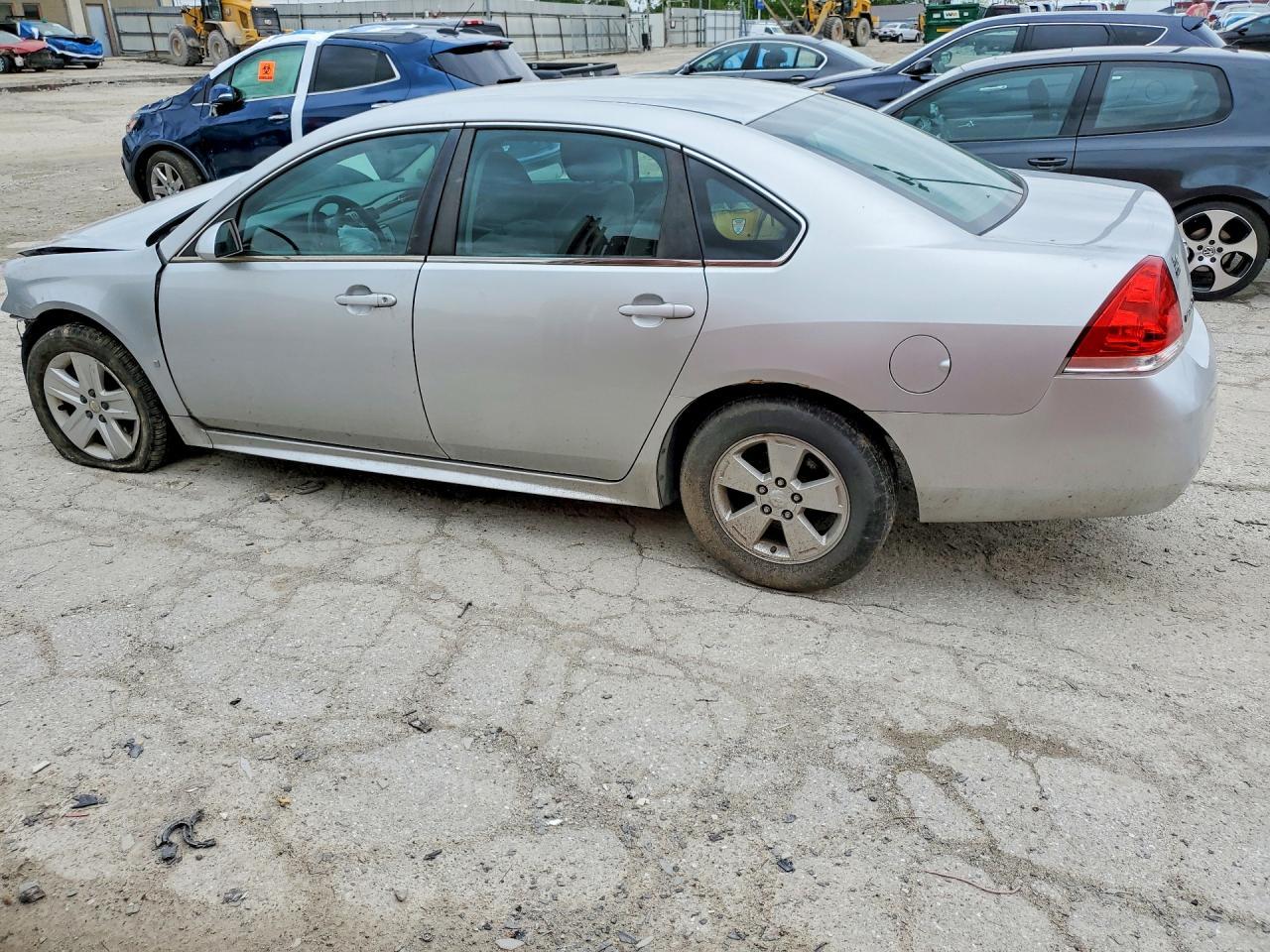 2010 Chevrolet Impala Lt - Фото 2