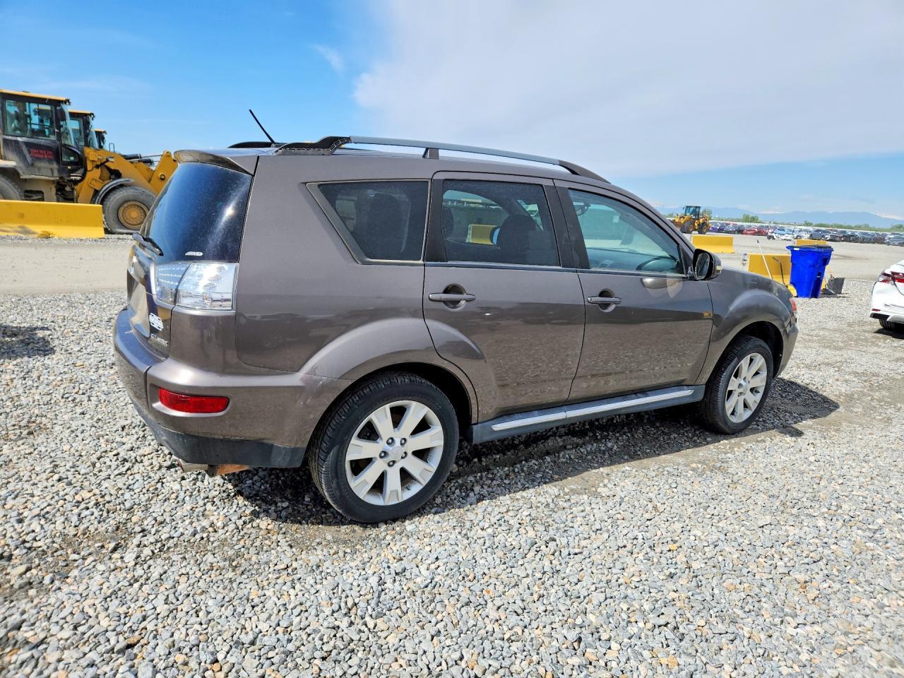2012 Mitsubishi Outlander - Фото 3