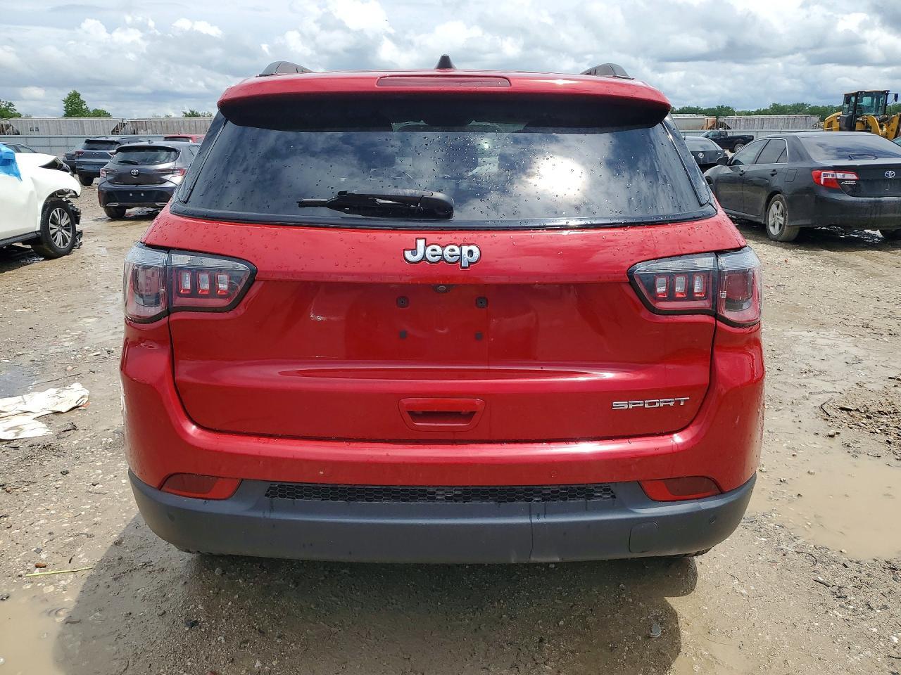 2018 Jeep Compass Sport - Image 6