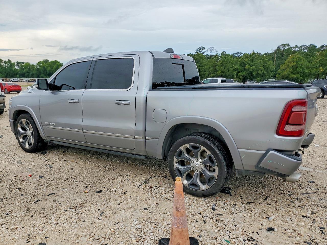 2020 Ram 1500 Limited - Фото 2