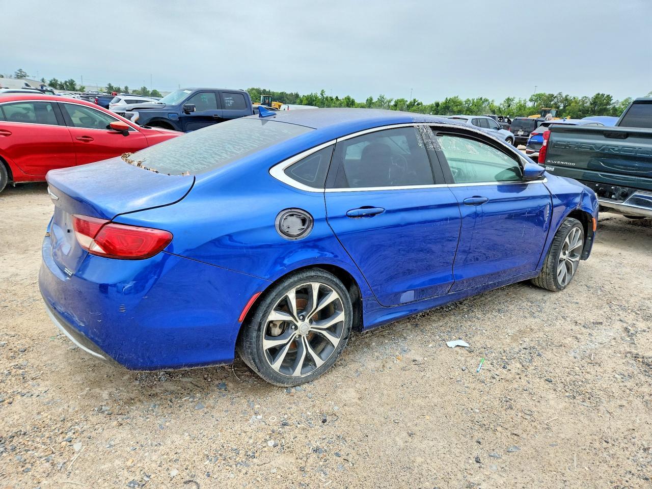2016 Chrysler 200 Limited - Фото 3