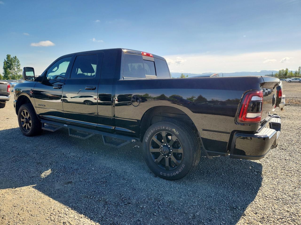 2024 Ram 2500 Laramie - Фото 2