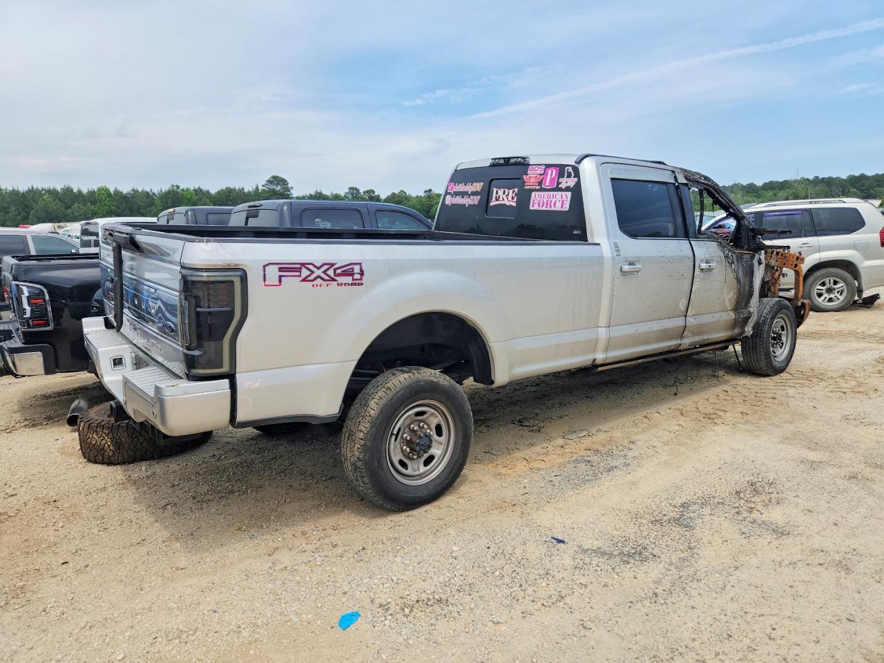 2017 Ford F350 Super Duty - Фото 3