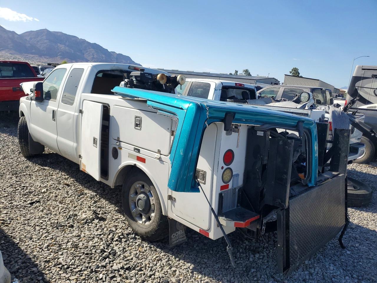 2012 Ford F250 Super Duty Utility / Service Truck - Фото 2