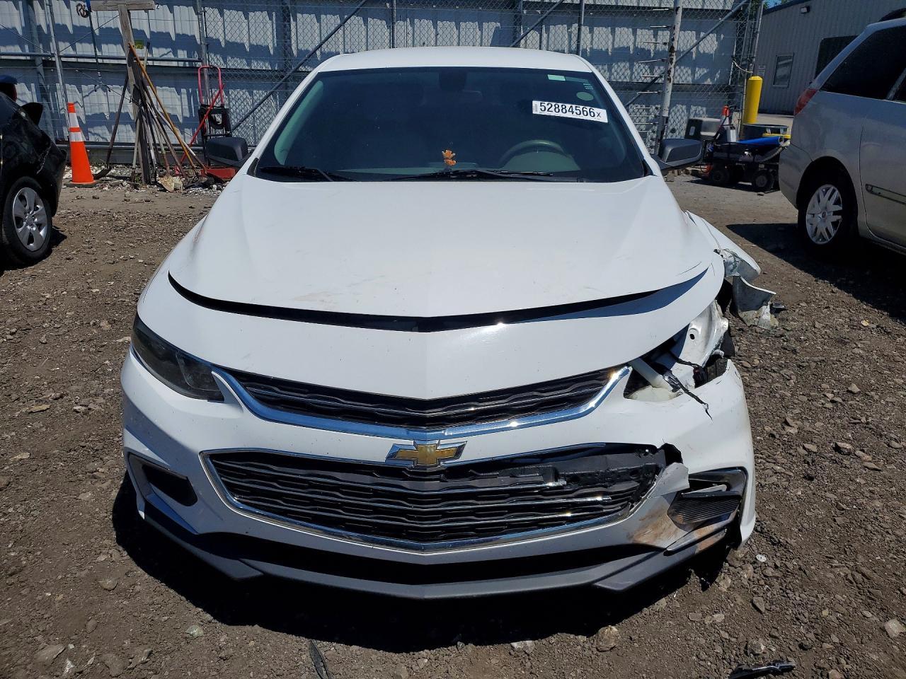 2017 Chevrolet Malibu Ls - Фото 5