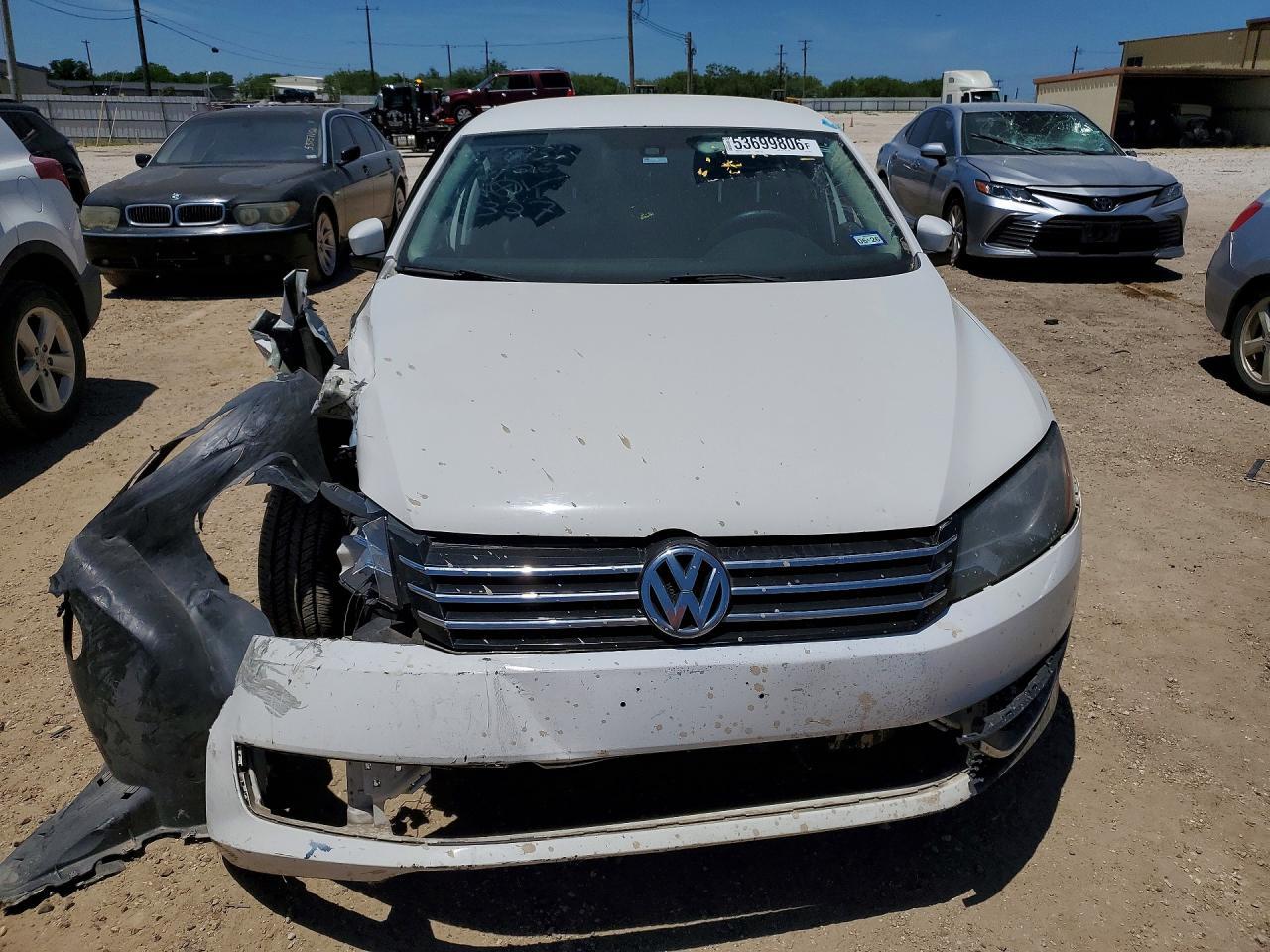 2014 Volkswagen Passat S - Фото 5