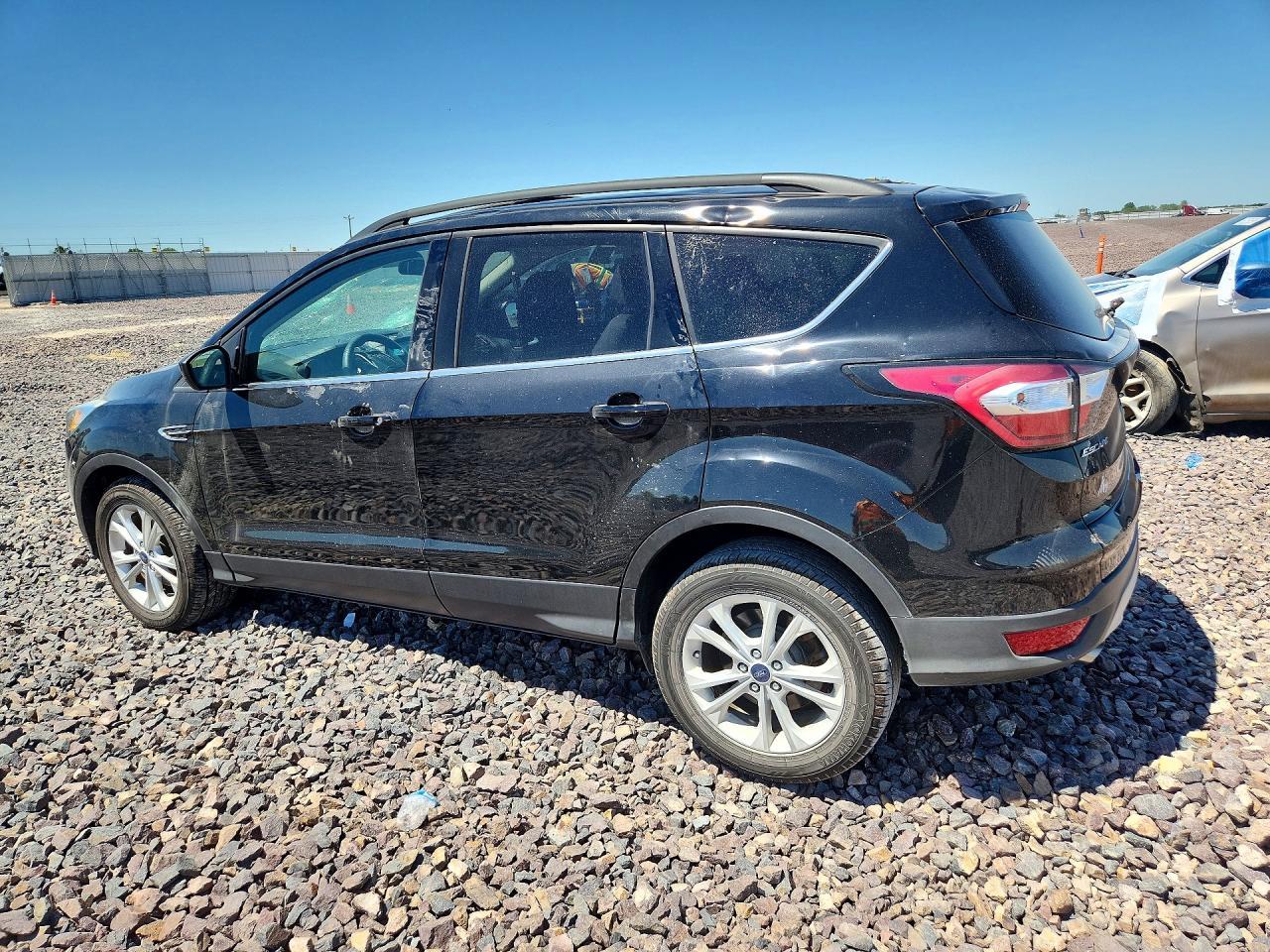 2017 Ford Escape Se - Image 2