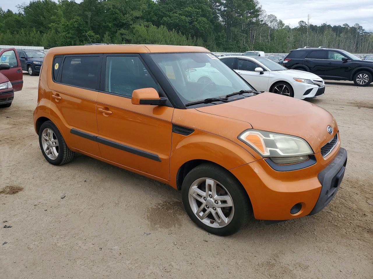 2011 Kia Soul + - Image 4