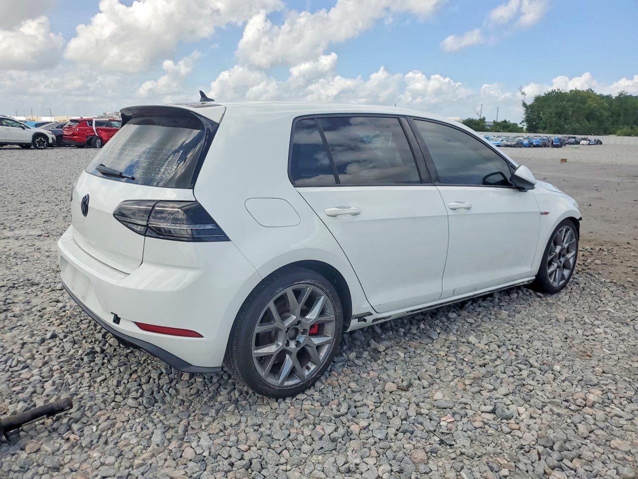 2019 Volkswagen Gti S - Фото 3