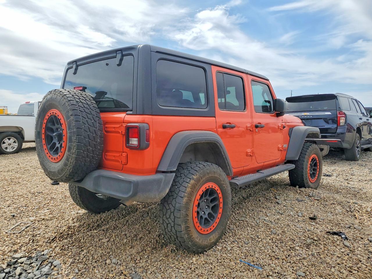 2019 Jeep Wrangler - Image 3