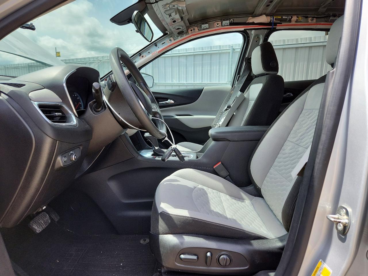 2019 Chevrolet Equinox Ls - Image 7