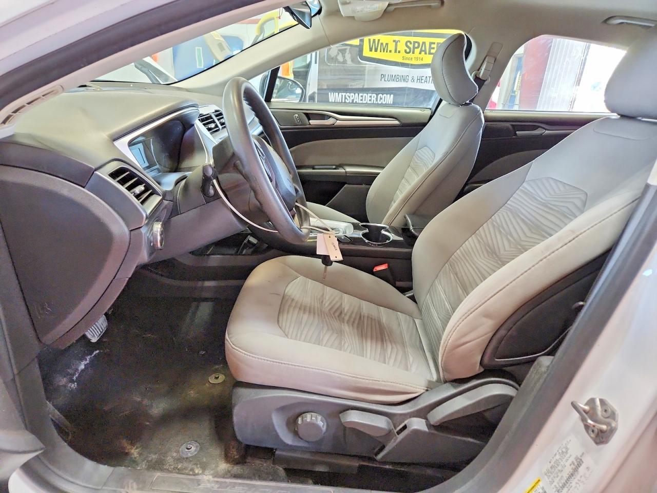 2016 Ford Fusion - Фото 7