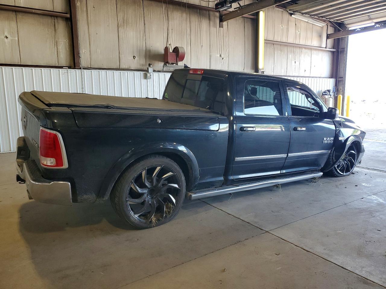 2016 Ram 1500 Laramie - Фото 3