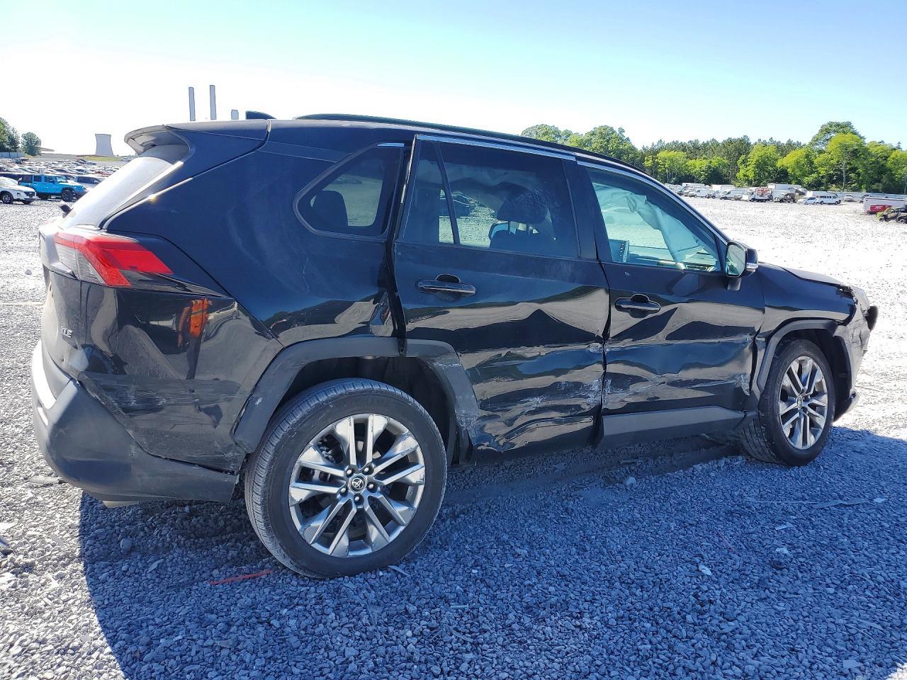 2021 Toyota Rav4 Xle Premium - Фото 3