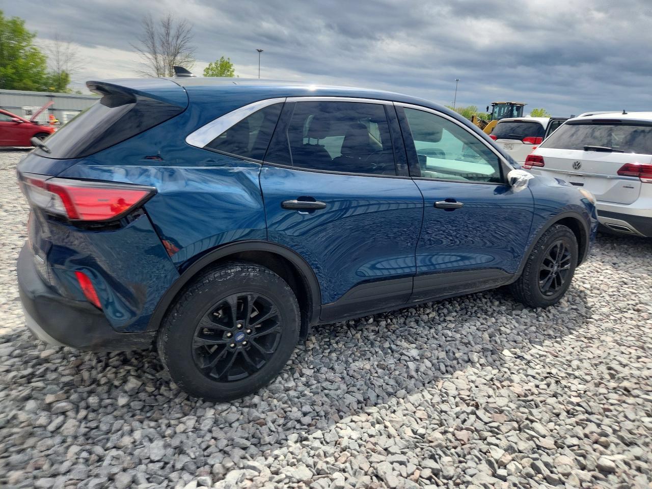 2020 Ford Escape - Image 3