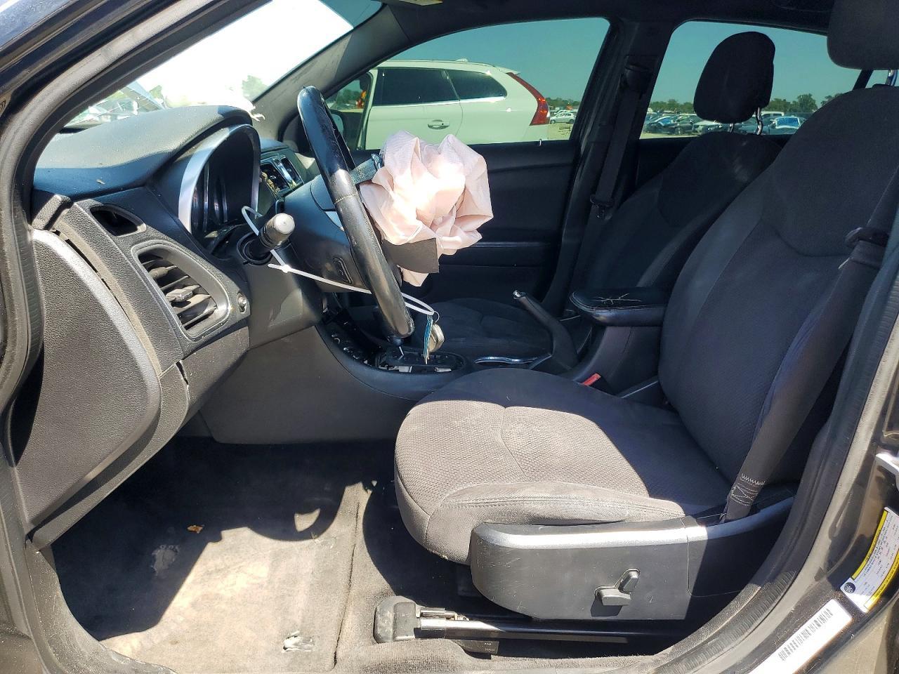 2012 Chrysler 200 Touring - Фото 7