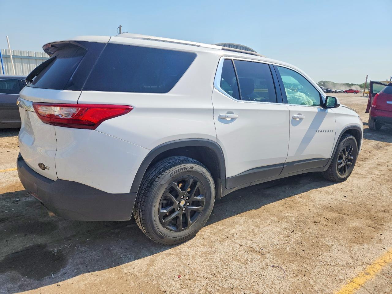2018 Chevrolet Traverse Lt - Image 3