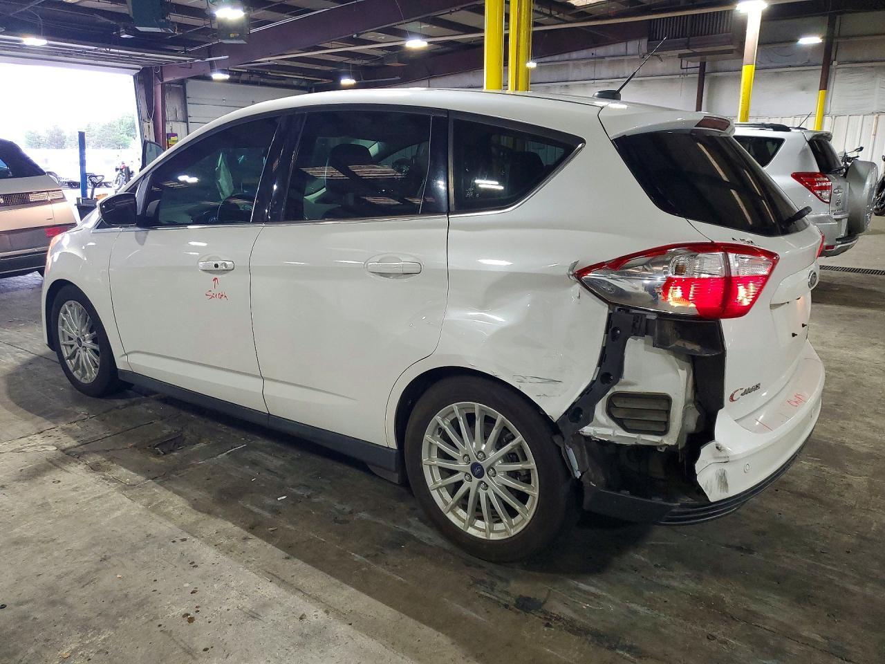 2014 Ford C-Max Sel - Image 2