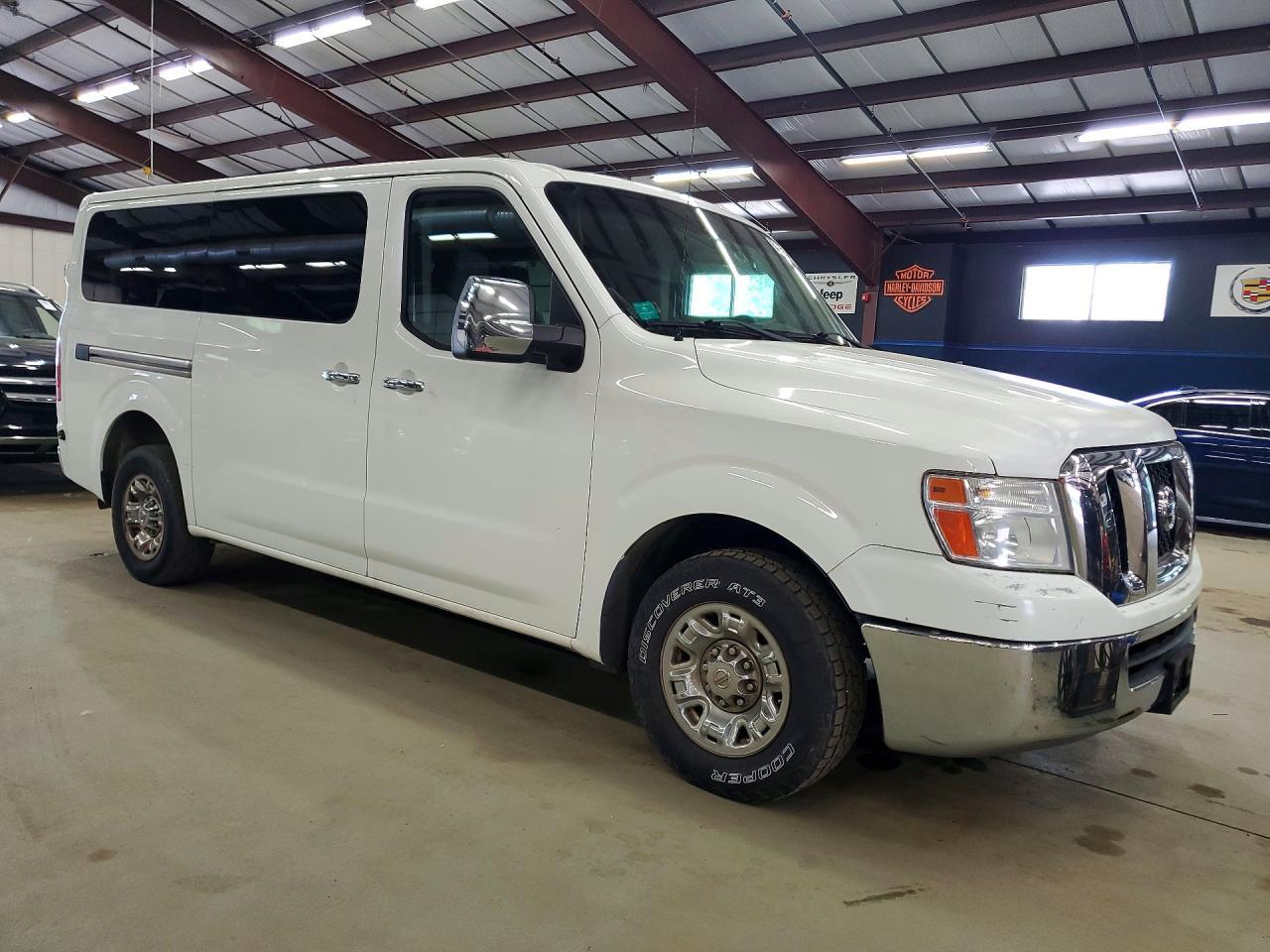 2012 Nissan Nv 3500 Hd S - Image 4