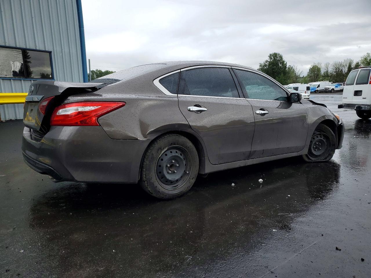 2016 Nissan Altima 2.5 S - Фото 3