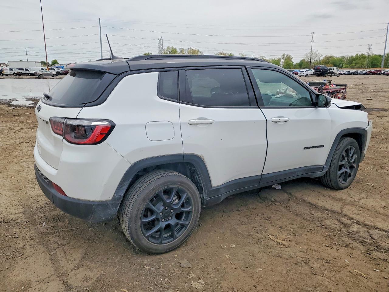2024 Jeep Compass Latitude - Фото 3