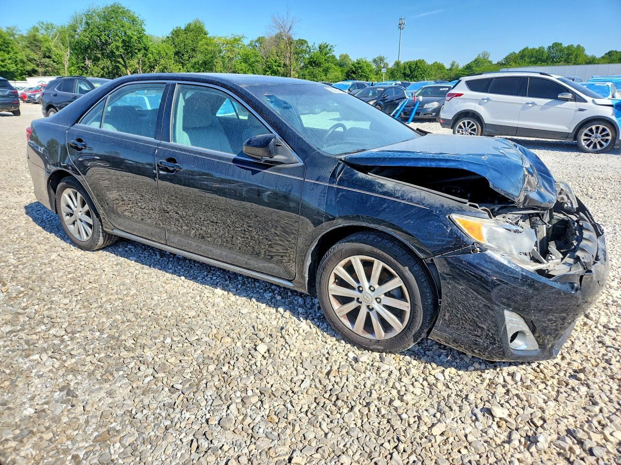 2013 Toyota Camry L - Фото 4