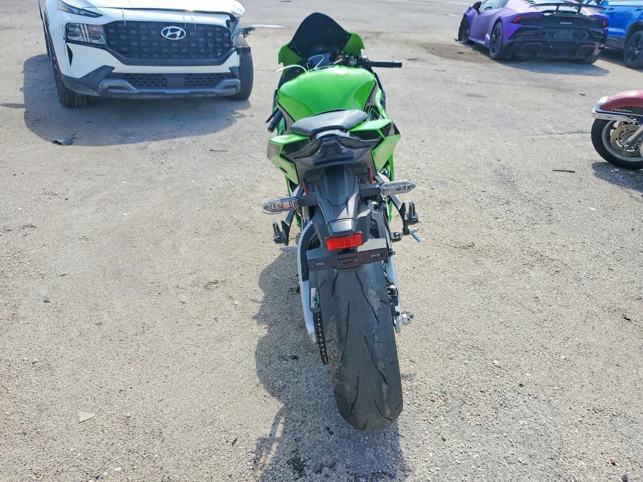 2024 Kawasaki Zx1002 L - Image 4