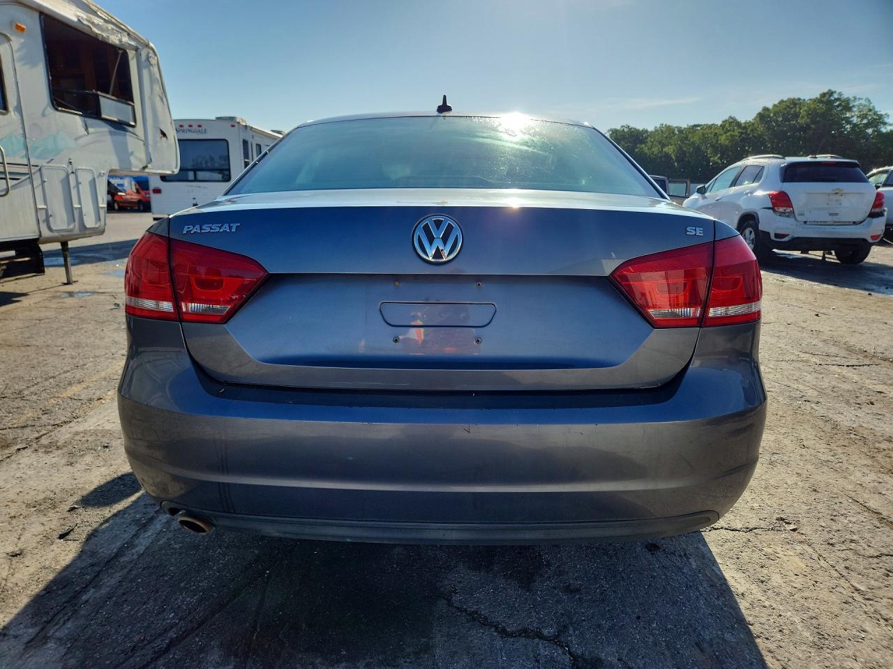 2013 Volkswagen Passat Se - Image 6