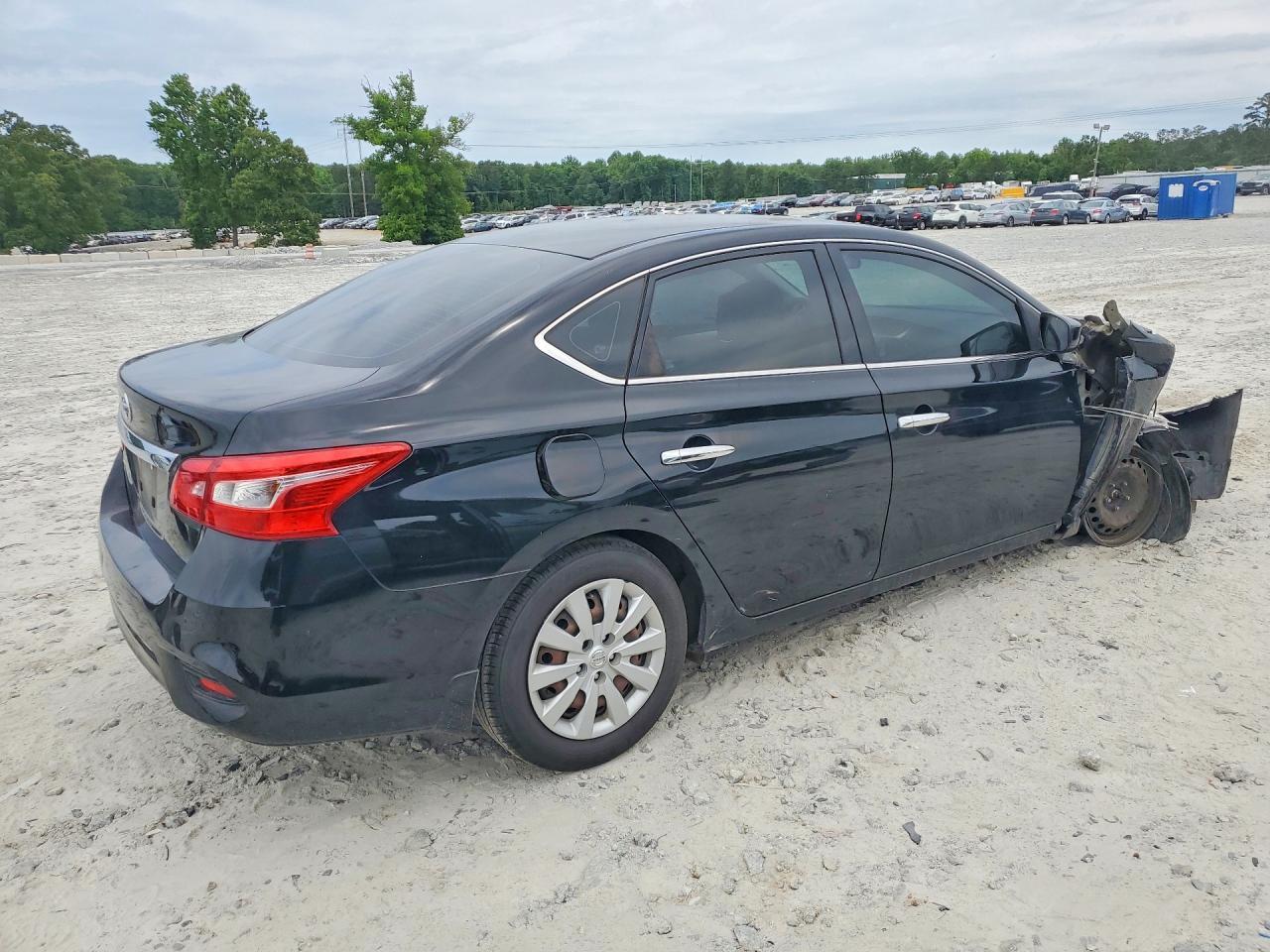 2018 Nissan Sentra S - Фото 3