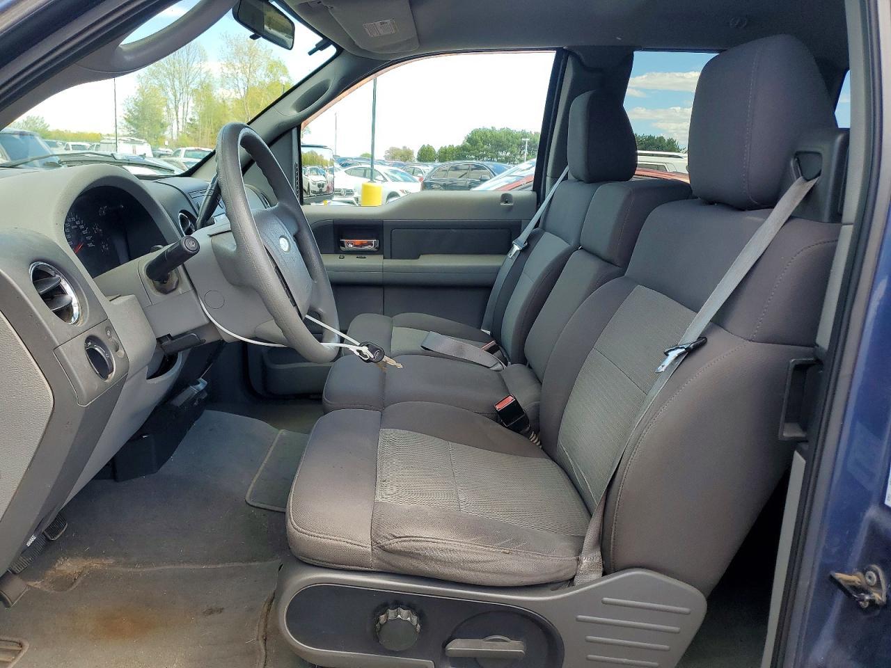2004 Ford F150 - Фото 7