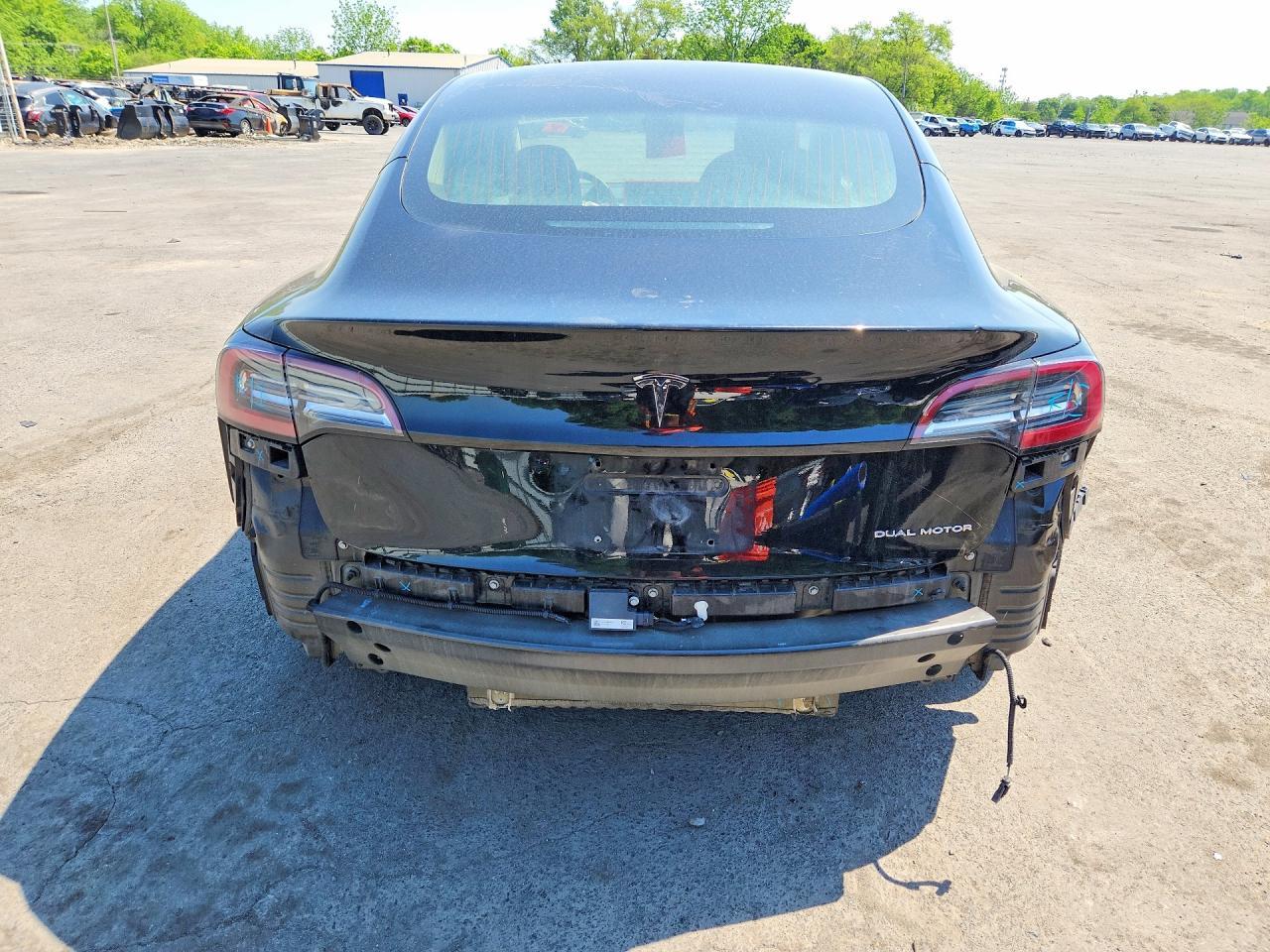 2018 Tesla Model 3 - Image 6