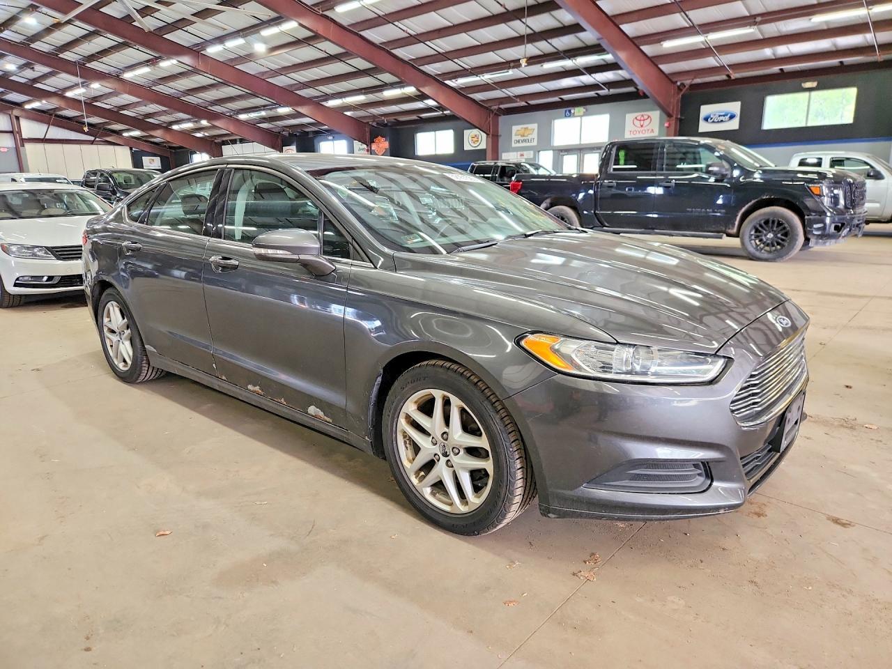 2016 Ford Fusion Se - Фото 4