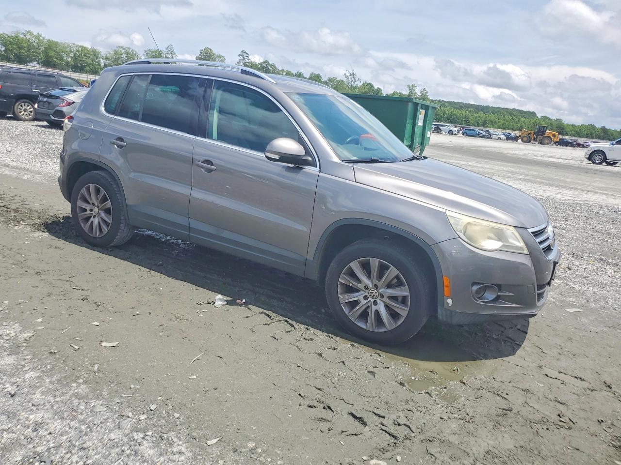 2009 Volkswagen Tiguan S - Фото 4